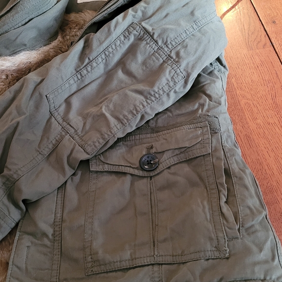 Aritzia TNA Platoon Jacket - Price drop!! - Picture 4 of 14